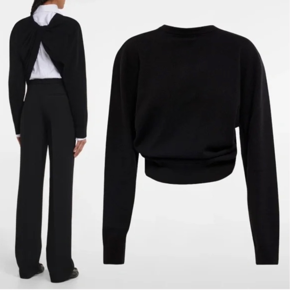 "Laris" 100% wool twisted back crew neck